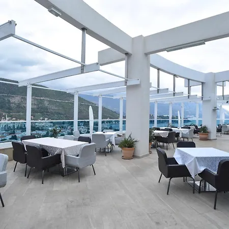 Tre Canne Can * Budva